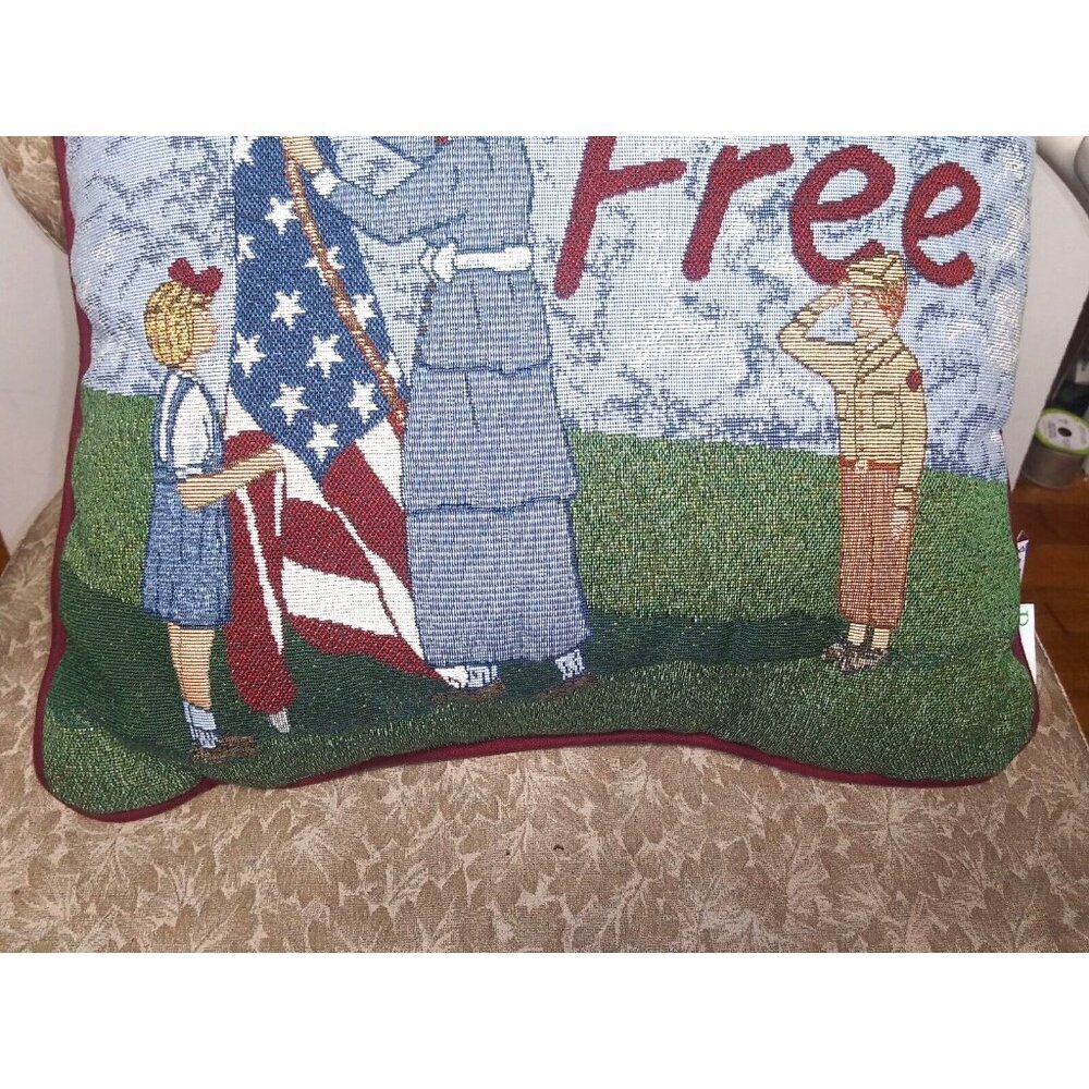 Vtg Riverdale Throw Pillow PATRIOTIC LAND-OF-THE-FREE Tapestry RARE HTF pretty - Picture 4 of 7